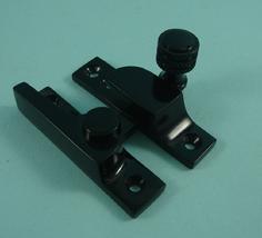 THD078N/BLP Straight Arm Fastener - Knurled Knob - Narrow in Black Polished