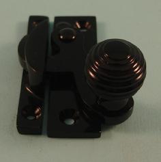 THD113/BLP Claw Fastener - Reeded Knob - Non Locking in Black Polished