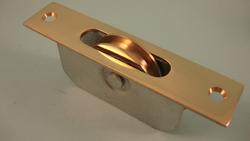 THD271 Ball Bearing - Standard Case, 1.75" Brass Wheel Pulley with a Square Solid Brass Faceplate